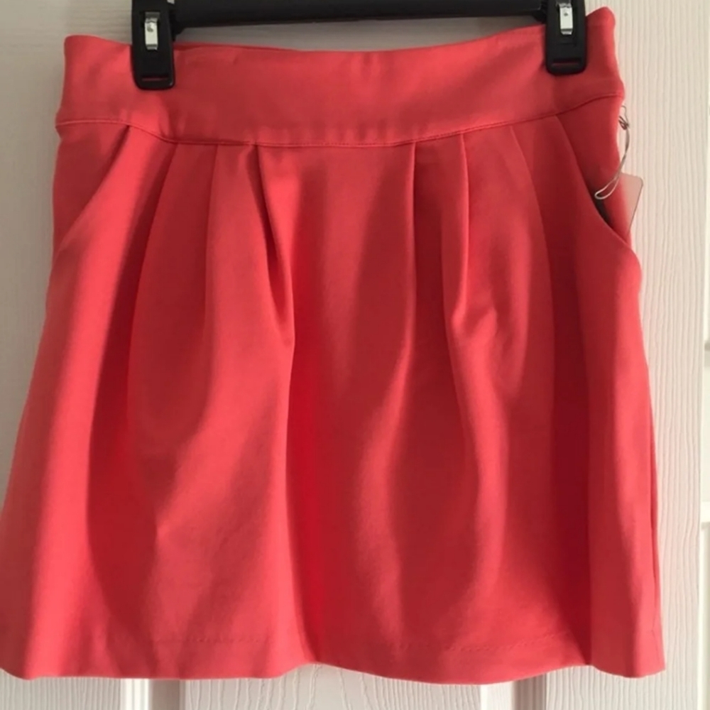 Coral skirt with side zipper & 2 pockets